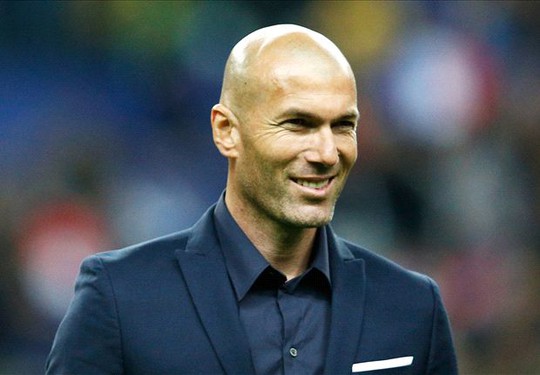 Huyền thoại Zidane vẫn để ngỏ khả năng dẫn dắt Real Madrid