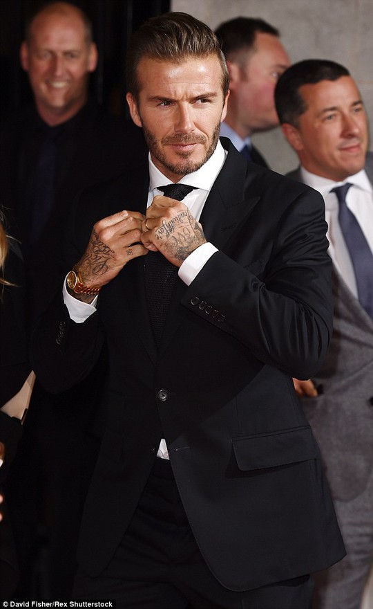 Beckham Người đàn ông mặc vest quyến rũ nhất thế giới  Báo Dân trí