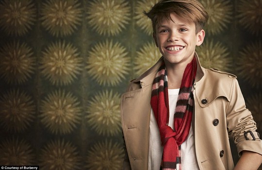 Romeo Beckham đáng yêu bên cạnh các siêu sao - Báo Người lao động