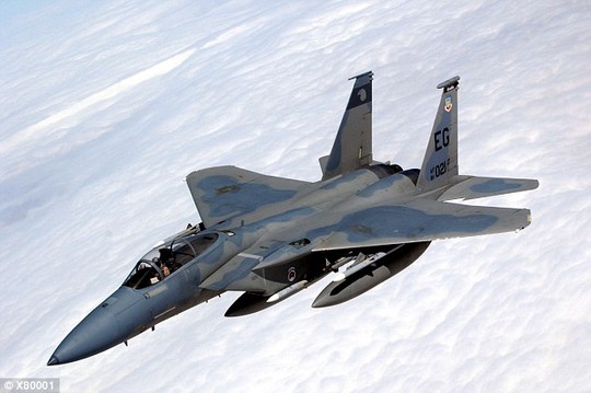 
Máy bay chiến đấu F-15C của Mỹ. Ảnh: Daily Mail
