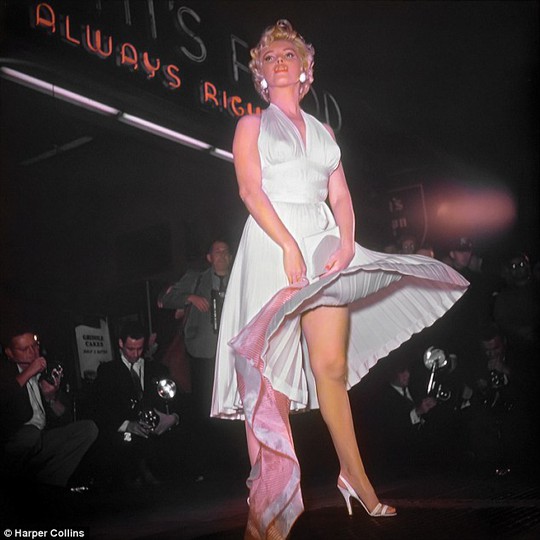 Marilyn năm 1954 tại New York