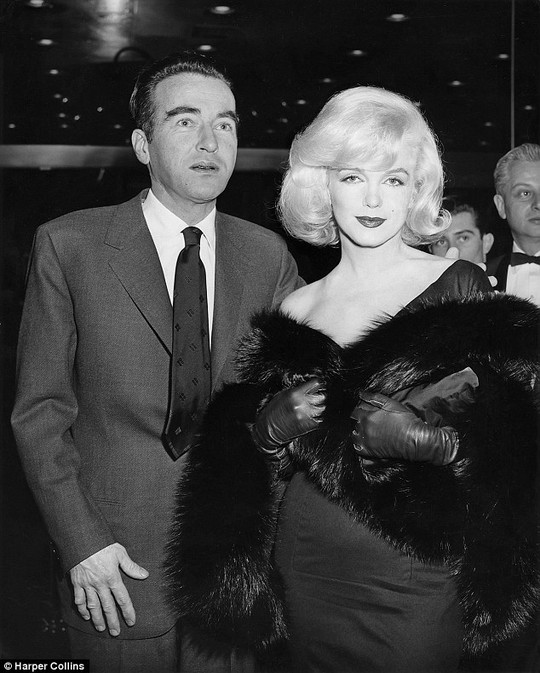 Montgomery Clift và Marilyn Monroe tham gia buổi ra mắt phim The Misfits năm 1961