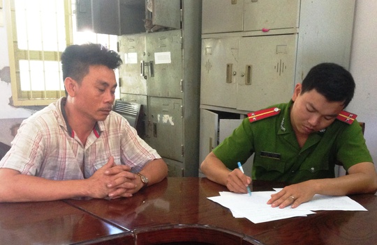 
Công an quận 9 đang tiếp tục lấy lời khai tài xế Nguyễn Bảo Toàn để làm rõ vụ việc.
