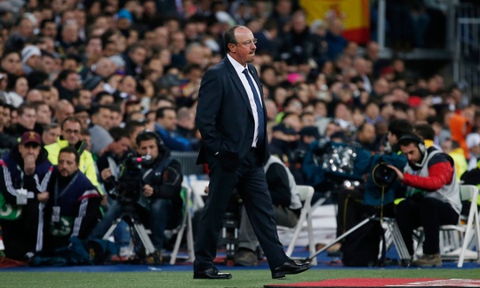 HLV Benitez đang chiu áp lực lớn trước và sau Siêu kinh điển