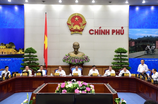 
Chính phủ họp phiên thường kỳ tháng 10-2015 - Ảnh: Nhật Bắc
