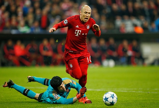 Robben cũng lập công chỉ sau 20 giây vào sân thay người