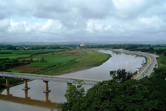 Dòng sông Đắk Bla gắn liền với nhiều huyền thoại Ảnh: Văn Phương