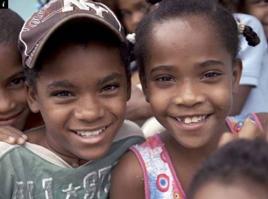 
Hơn 50 bé gái ở Dominica sẽ biến đổi thành con trai khi dậy thì. Ảnh: Independent
