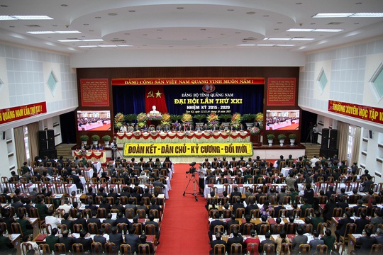 
Quang cảnh Đại hội đại biểu Đảng bộ tỉnh Quảng Nam lần thứ XXI
