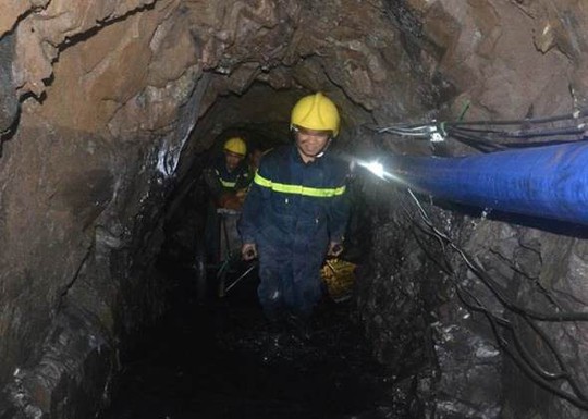 Lực lượng chức năng tỉnh Hòa Bình đã tìm thấy thi thể cuối cùng trong vụ sập hầm than sáng ngày 18-9