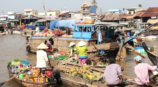 
Chợ nổi Cái Răng
