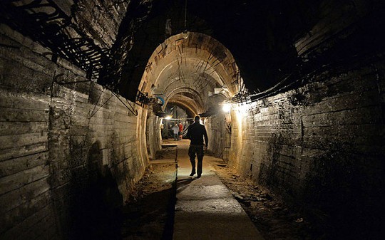 Một phần hệ thống đường hầm Riese do Đức Quốc xã xây dựng ở Walbrzych và tàu “kho báu” được cho là giấu dưới này. Ảnh: Telegraph