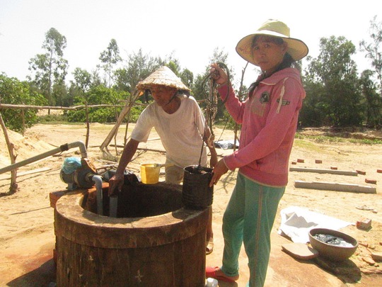 Giếng nước ở xã Bình Nam bị nhiễm mặn nhiều năm nay
