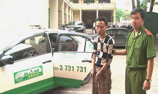 Nguyễn Thái Hoàng cùng chiếc taxi Mai Linh bị cướp tại cơ quan công an