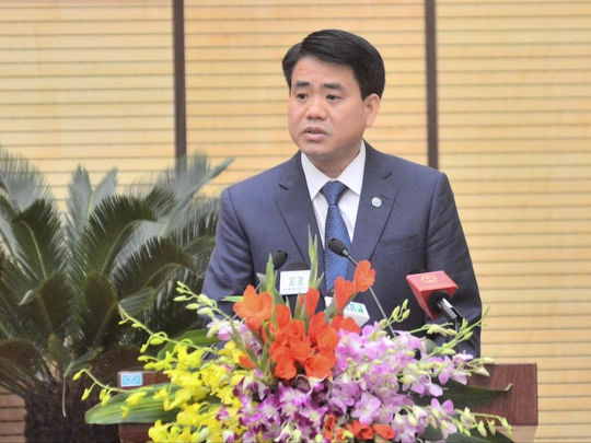 
Ông Nguyễn Đức Chung, Chủ tịch UBND TP Hà Nội, đề xuất hạn chế xe cá nhân trên địa bàn
