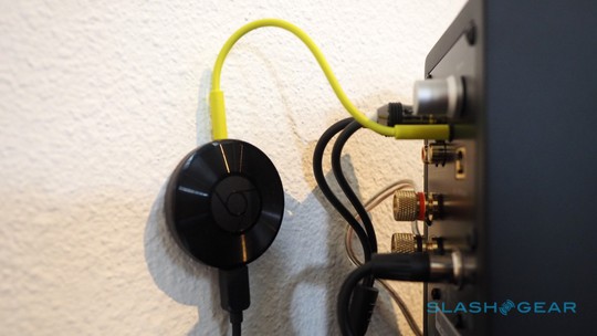 Tương tự các loa Bluetooth, thiết bị cho phép người dùng kết nối không dây với các hệ thống âm thanh thông qua cổng 3,5mm để chơi nhạc trực tiếp từ một mguồn phát di động hỗ trợ WiFi.