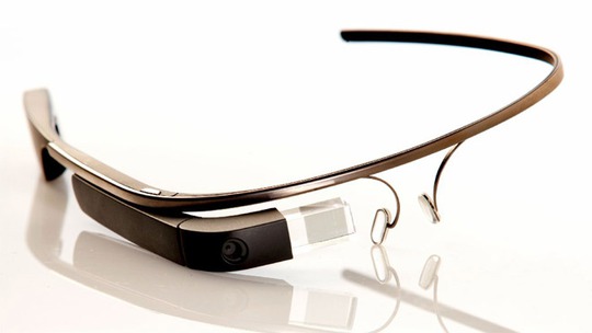 
Phiên bản Google Glass cũ.
