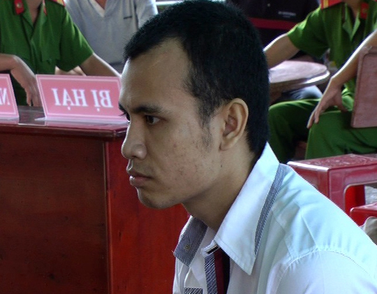 
Đào Văn Thắng tại phiên xét xử lưu động
