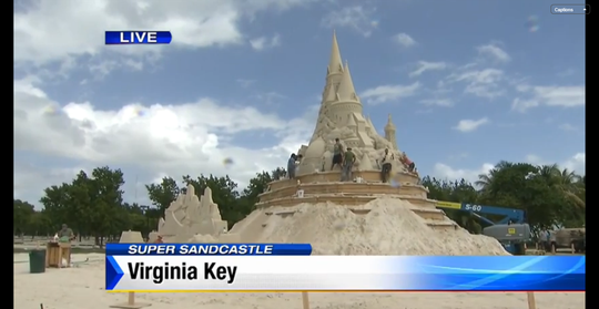 Lâu đài cát được xây ở Florida