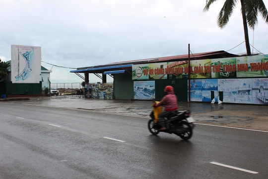 Dự án Nha Trang Sao đã tháo biển nhà hàng vào sáng 21-12