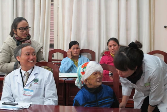 
Bệnh nhân Chài nói lời cảm ơn các y bác sĩ đã giúp và giải thoát khối u khổng ồ trên mặt
