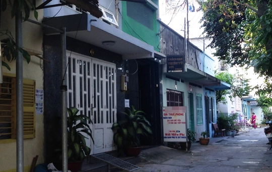 
Vòng Minh P. (23 tuổi) chết tại một khách sạn ở phường Hiệp Phú, quận 9.
