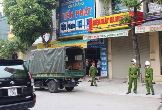 
Công an tỉnh Thanh Hóa phải điều thêm công an tới hiện trường để đảm bảo trật tự
