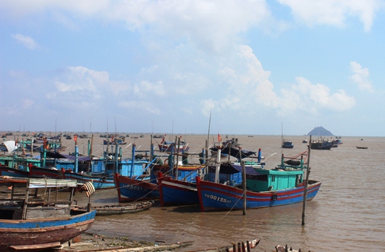 
Mỗi năm, huyện Hậu Lộc có hàng chục vụ tai nạn lao động trên biển, cướp đi sinh mạng của nhiều ngư dân
