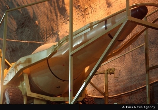 Vào năm 2016, Iran sẽ thay thế các tên lửa tầm xa hiện nay bằng các tên lửa thế hệ mới. Ảnh: FARS