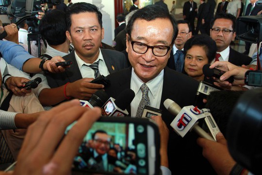 Chủ tịch đảng Cứu nguy Dân tộc Campuchia (CNRP) đối lập Sam Rainsy Ảnh: THE CAMBODIA HERALD