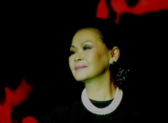 
Ở tuổi 70, tiếng hát Khánh Ly vẫn rất cuốn hút
