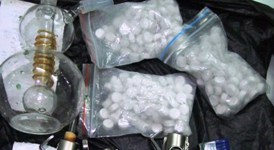 Ma túy tổng hợp dạng đá, loại các đối tượng bị bắt mua bán (ảnh internet minh họa)