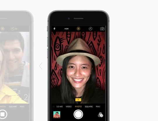 Với công nghệ flash Retina, màn hình sẽ sáng lên gấp 3 lần giúp các bức ảnh chụp selfie tốt hơn trên camera 5-megapixel hỗ trợ nhận diện khuôn mặt, quay video full HD.