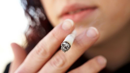 Hút thuốc lá làm tăng nguy cơ đái tháo đường type 2 Ảnh: Fox News
