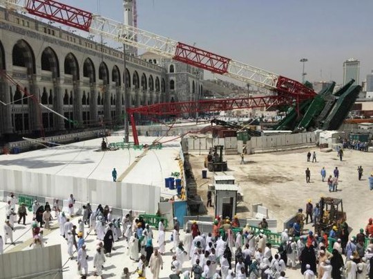 Tập đoàn xây dựng Saudi Binladin bị đình chỉ hoạt động sau sự cố. Ảnh: Reuters