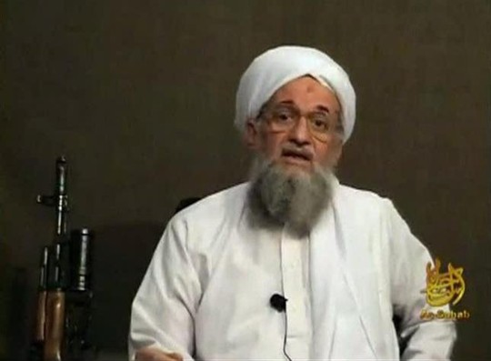 
Thủ lĩnh Al-Qaeda Ayman al-Zawahri kêu gọi đoàn kết chống phương Tây và Nga. Ảnh: Reuters
