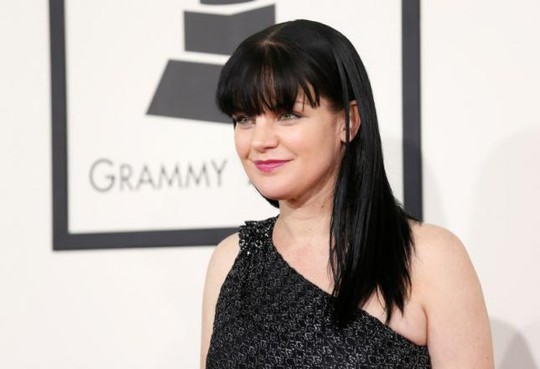 Nữ diễn viên Pauley Perrette tố cáo bị tấn công trên đường phố