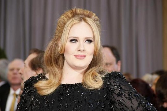 Adele sẽ lại đại thắng với album 25