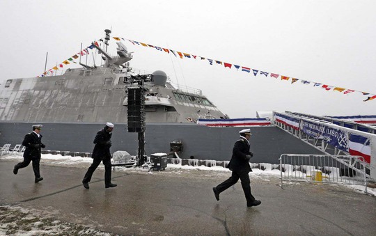 Tàu USS Milwaukee sắp được đưa đến biển Đông để tuần traẢnh: jsonline.com
