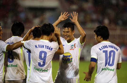 U21 HAGL chơi cống hiến nhưng hàng thủ vẫn chệch choạcẢnh: Quang Liêm