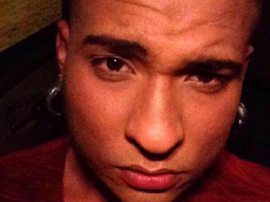 
Stanley Almodovar III, 23 tuổi, đã đẩy mọi người ra khỏi tầm bắn của tay súng Omar Mateen. Ảnh: Facebook
