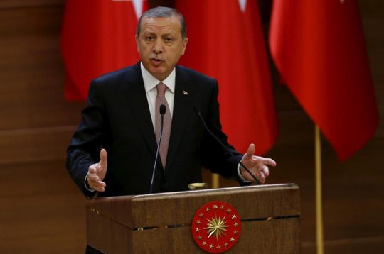 
Thổ Nhĩ Kỳ sẽ không được gia nhập EU nếu Tổng thống Erdogan khôi phục án tử với quân đảo chính. Ảnh: Reuters
