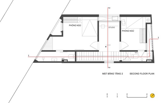 
Phần không gian còn lại được chia thành các phòng chức năng với khu sinh hoạt chung (phòng khách, bếp, phòng ăn) ở tầng một. Khu vực nghỉ ngơi ở trên tầng 2 với 2 phòng ngủ.
