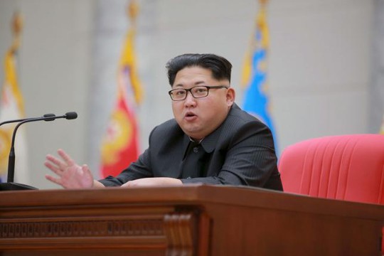 Ông Kim Jong-un vừa ra lệnh mở rộng kho vũ khí hạt nhân. Ảnh: KCNA