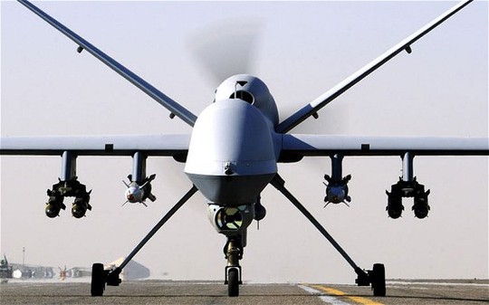 Mỹ muốn trang bị laser cho UAV để bắn hạ tên lửa. Ảnh: PA