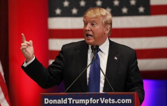 Ông Trump tổ chức một cuộc mít-tinh vinh danh cựu binh chiến tranh ở TP Des Moines, bang Iowa – Mỹ hôm 28-1. Ảnh: Reuters