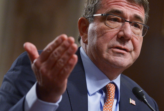 Bộ trưởng Quốc phòng Mỹ Ash Carter. Ảnh: Los Angeles Times