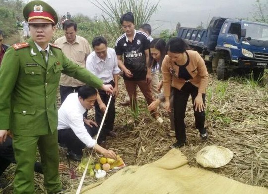 Hiện trường khiến bà Hà Thị Đình bị công nông tụt dốc đè chết, 14 người bị thương