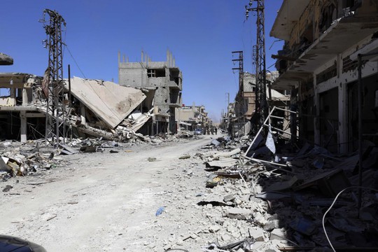 Quang cảnh tiêu điều ở TP Homs - Syria. Ảnh: AP