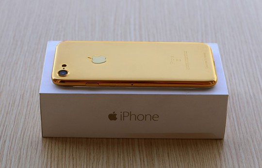 Bản mẫu iPhone 7 mạ vàng xuất hiện tại Việt Nam
